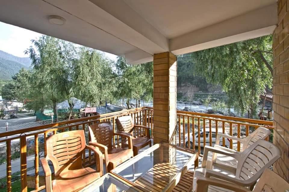 Himalayan Hill Queen Resort, Manali M98160-43400 외부 사진