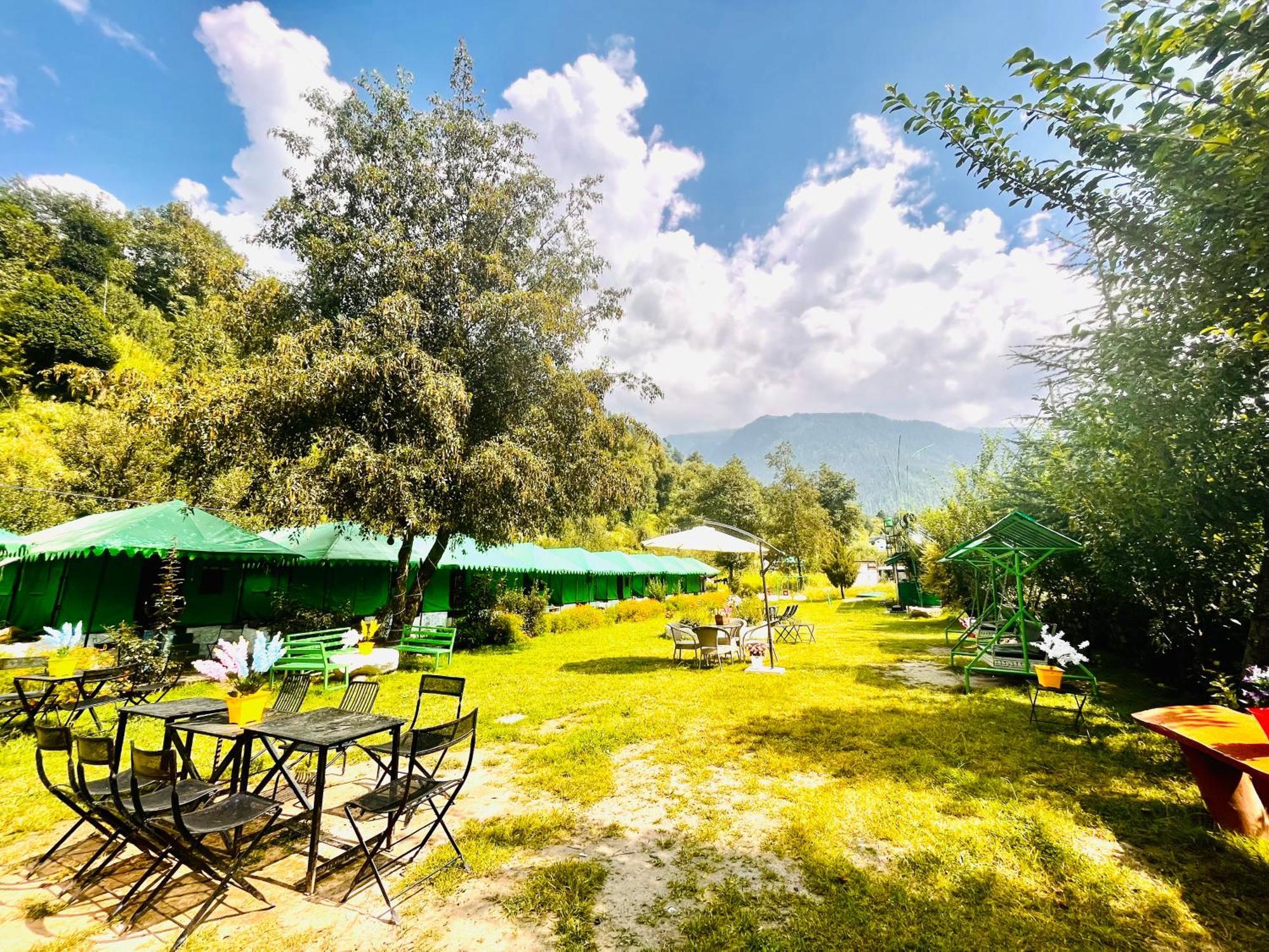 Himalayan Hill Queen Resort, Manali M98160-43400 외부 사진
